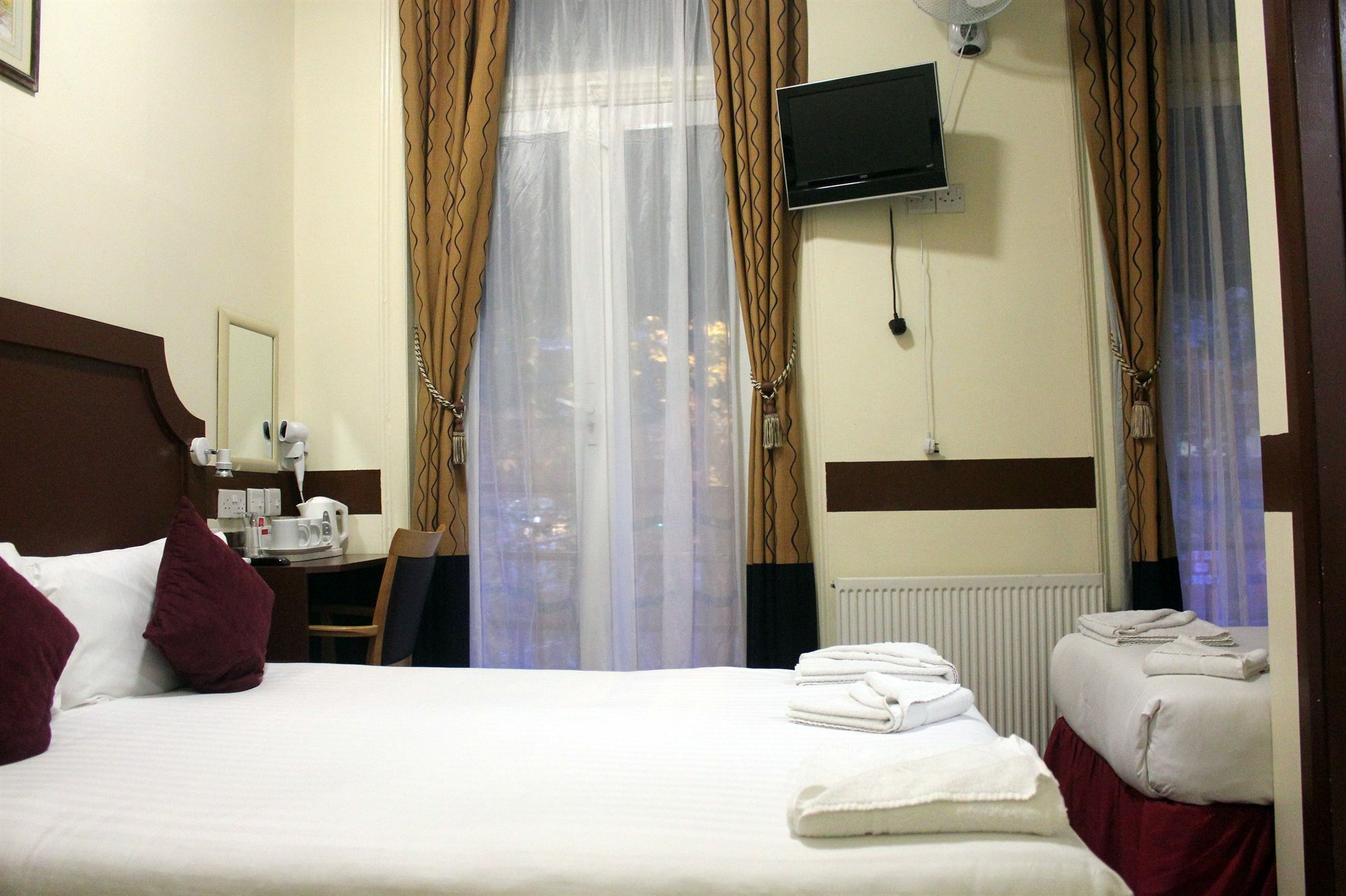 Victoria Station Hotel Londen Buitenkant foto